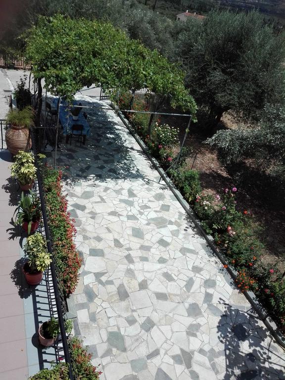Toulatos Pantelis Apartment Poulata Exterior photo